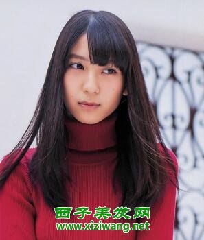 2022女中長發直發發型圖片洋溢青春美女氣息