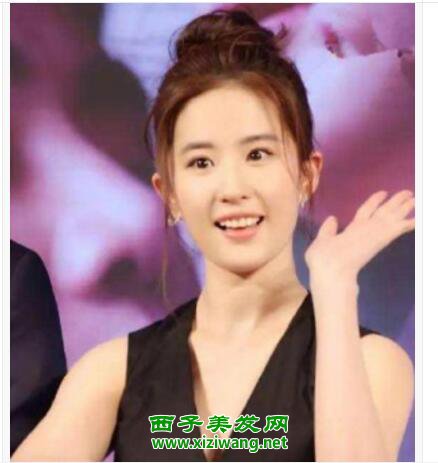 學生八字劉海怎么剪適合學生的八字劉海發型欣賞