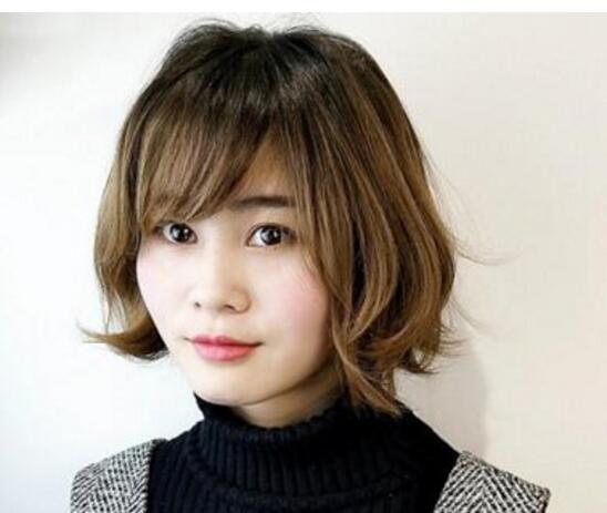女生時尚短發燙發發型圖片示范女生燙什么短發發型好看