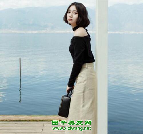 女生黑色短發微卷發型圖片示范黑色微卷發型如何扎