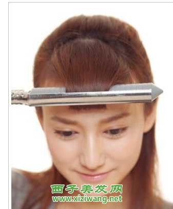 彈性卷發(fā)diy之空心卷扎法