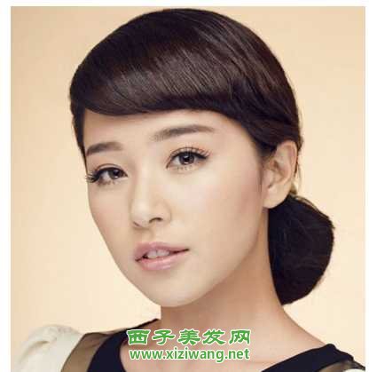 最流行齊肩短發(fā)扎發(fā)