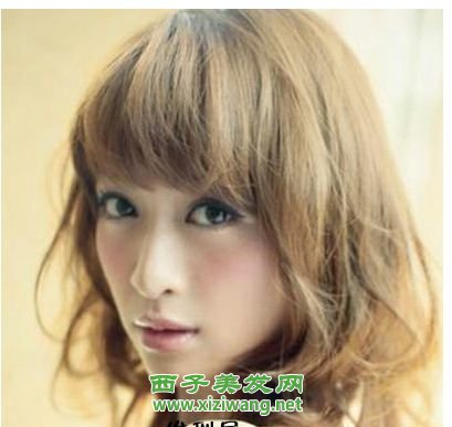 個性女短發發型圖片