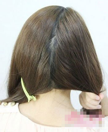 秋季長發如何盤秋季女生中長發盤頭教程