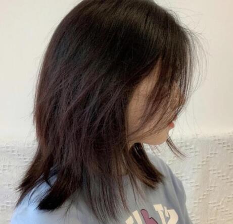 鎖骨發(fā)型2022年最新款女,瞧瞧博主這三款發(fā)型