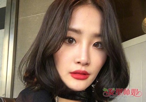 高級臉搭配梨花燙內扣才不會俗氣女生燙內扣梨花頭從不糾結長短發