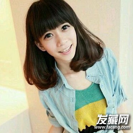 小家碧玉的淑女內扣梨花頭發型
