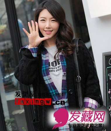 輕熟女適合的卷發發型圖片