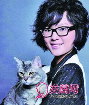手把手拷貝迷人C字短發